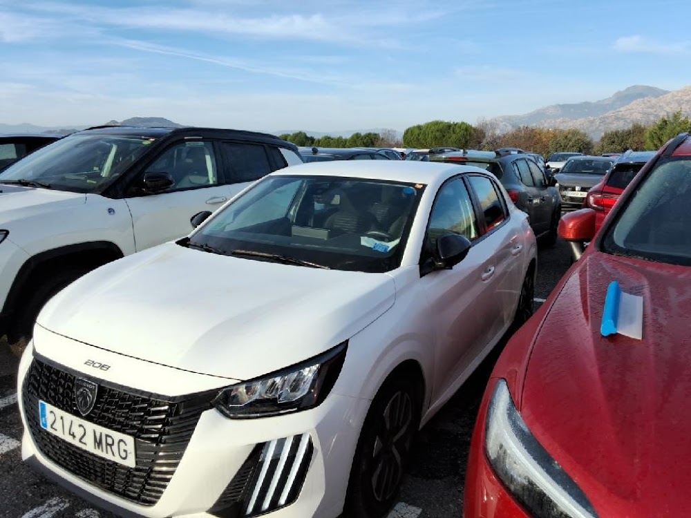 Foto Peugeot 208 5