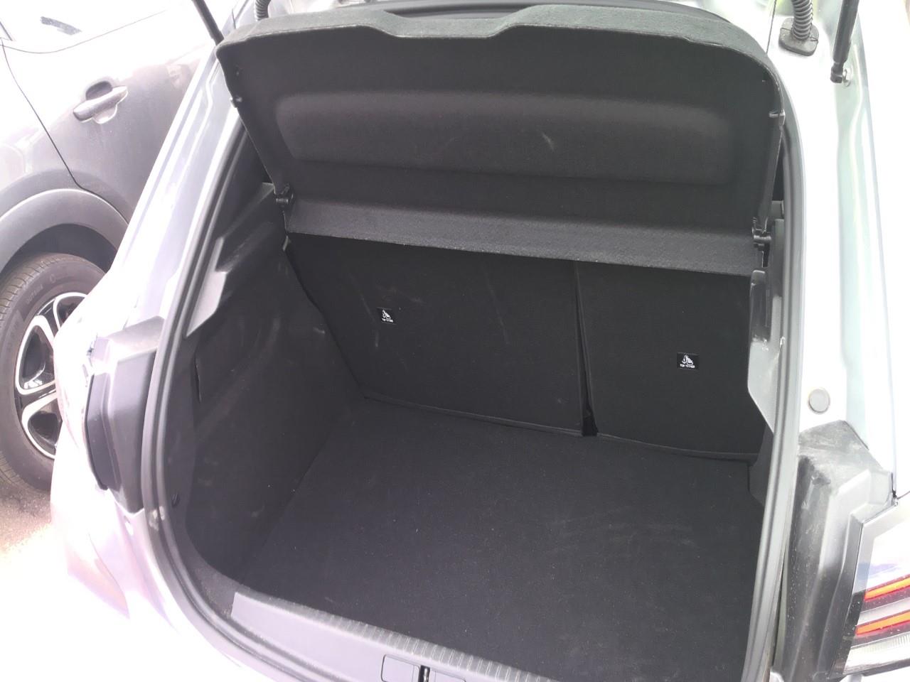 Foto Peugeot 208 7