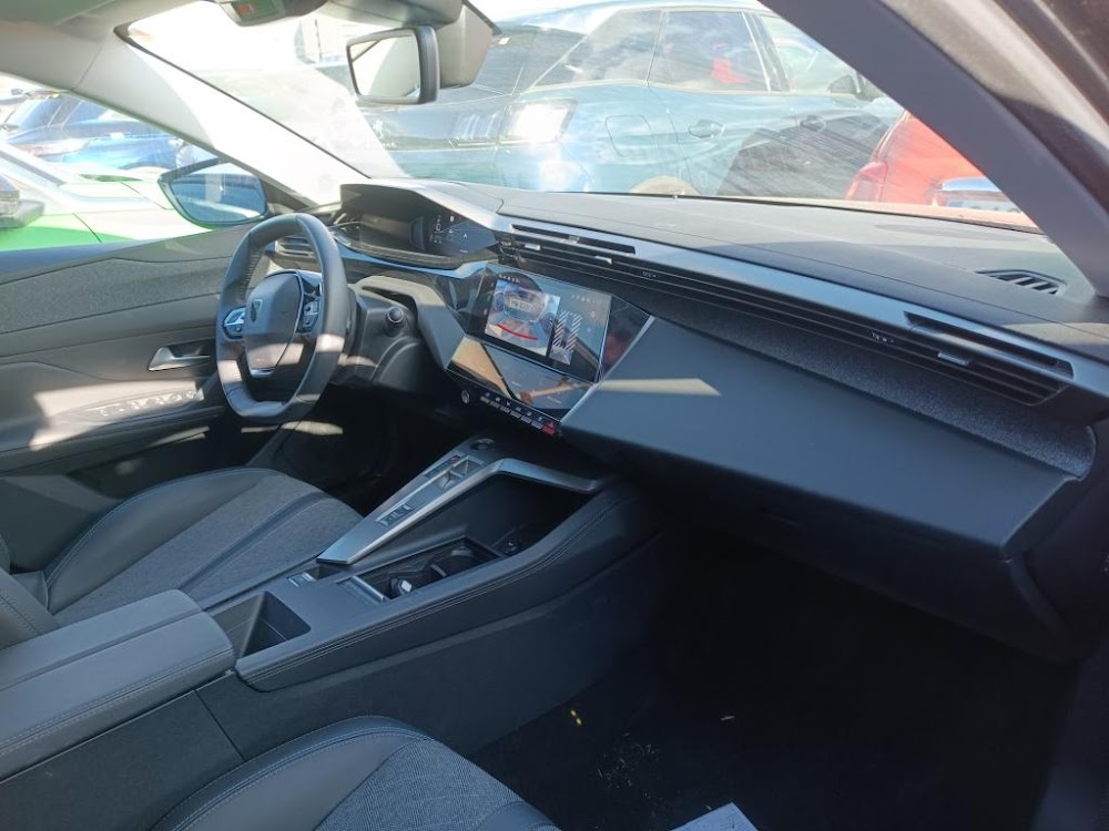 Foto Peugeot 408 14