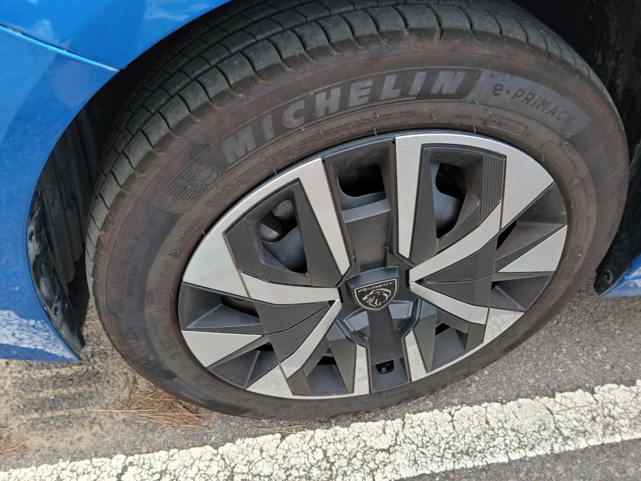 Foto Peugeot 208 24