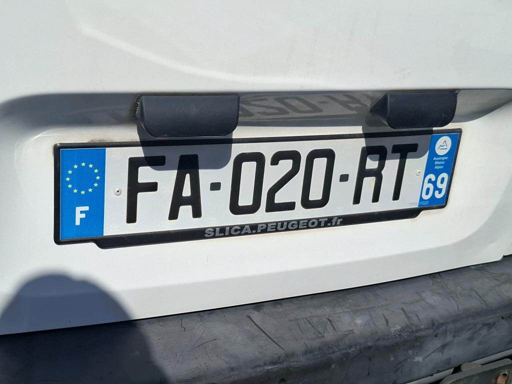 Peugeot PARTNER FOURGON STANDARD 1.6 BLUEHDI 75 BVM5 PREMIUM 2018