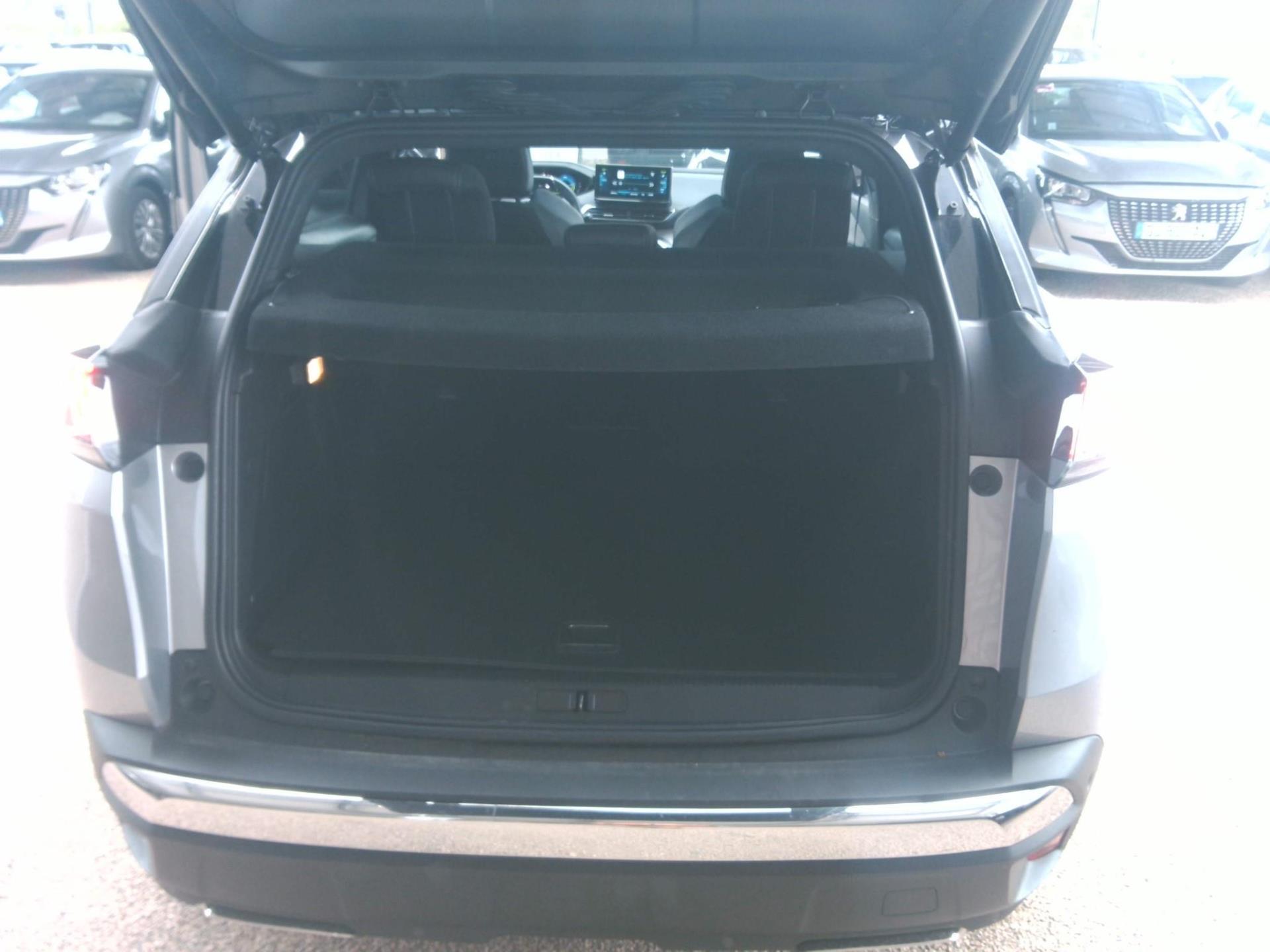 Peugeot 3008 Hybrid 225 e-EAT8 GT 2022