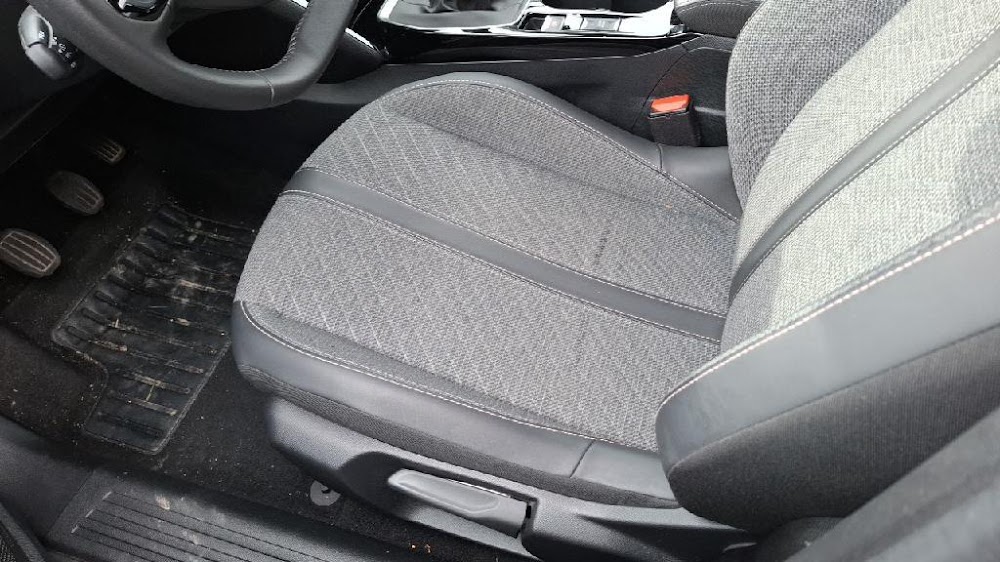 Foto Peugeot 2008 11