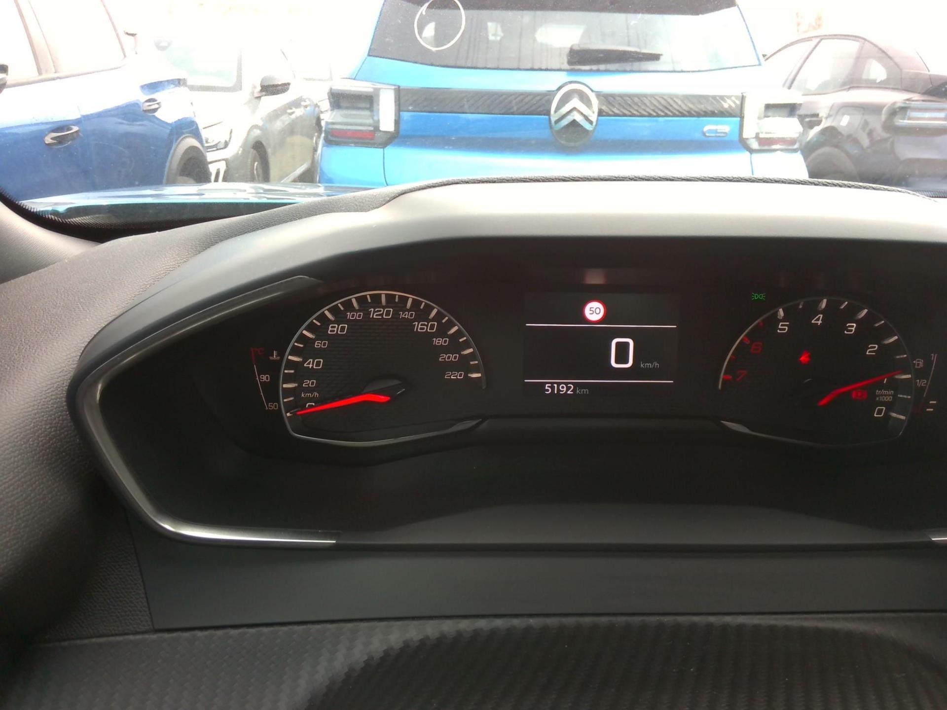 Peugeot 2008 100 S&S BVM6 Style 2025