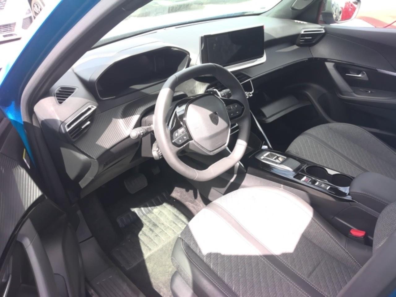 Foto Peugeot 2008 6