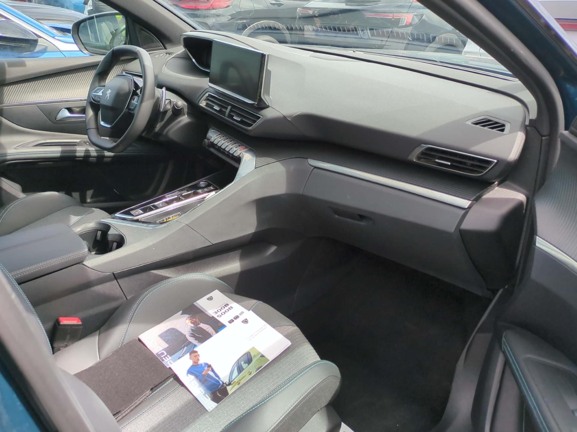 Peugeot 3008 BlueHDi 130ch S&S EAT8 Allure Pack 2024