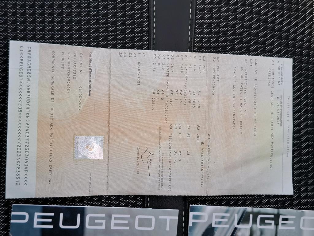 Peugeot 208 BlueHDi 100 S&S BVM6 GT 2023