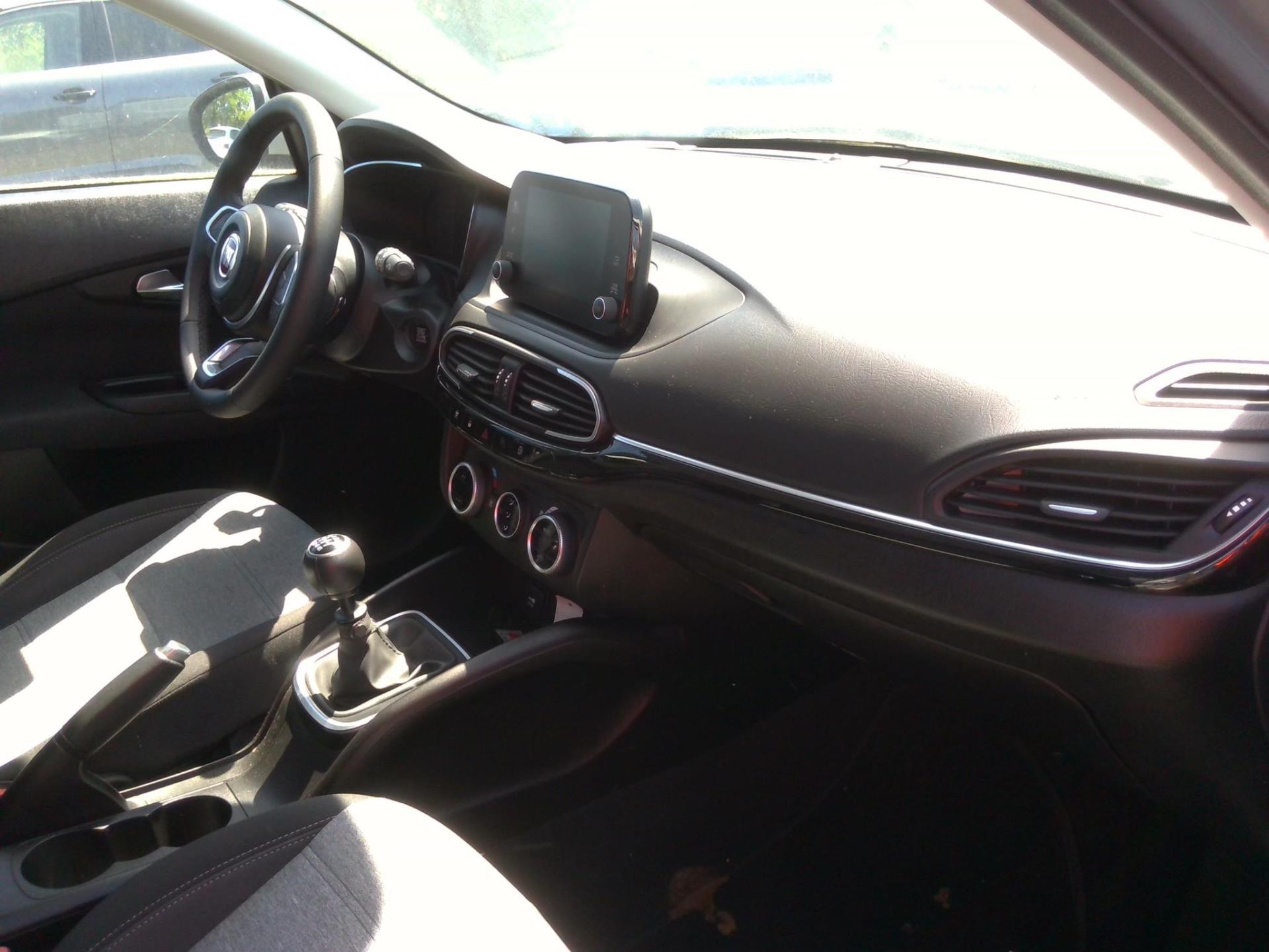 FIAT Tipo Cross SW 1.6 Multijet 130 ch S&S Plus 2023