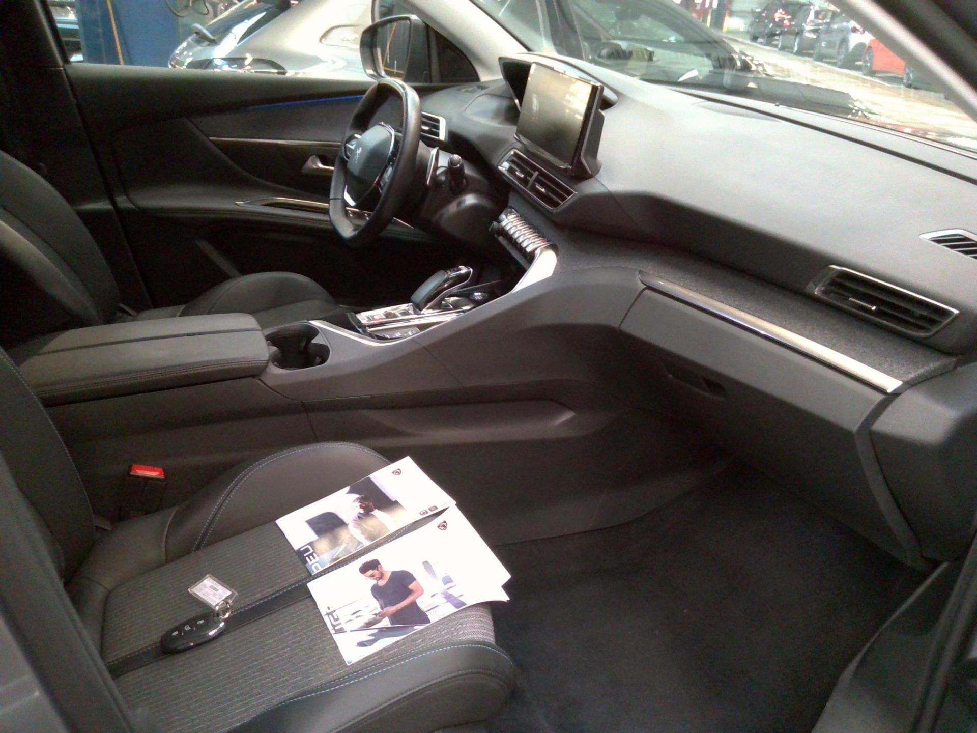 Peugeot 3008 Hybrid 225 e-EAT8 Allure Pack 2022