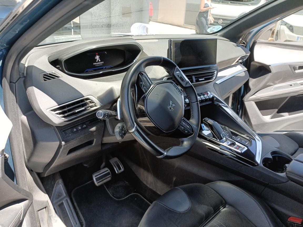 Foto Peugeot 5008 8