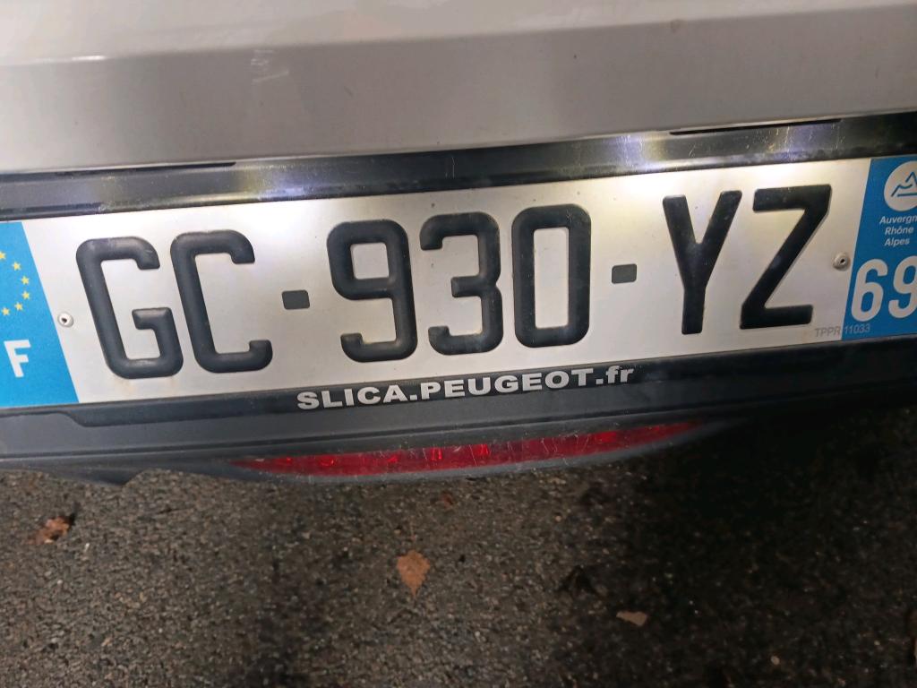 Peugeot 208 BLUEHDI 100 S&S BVM6 PREMIUM PACK 2021