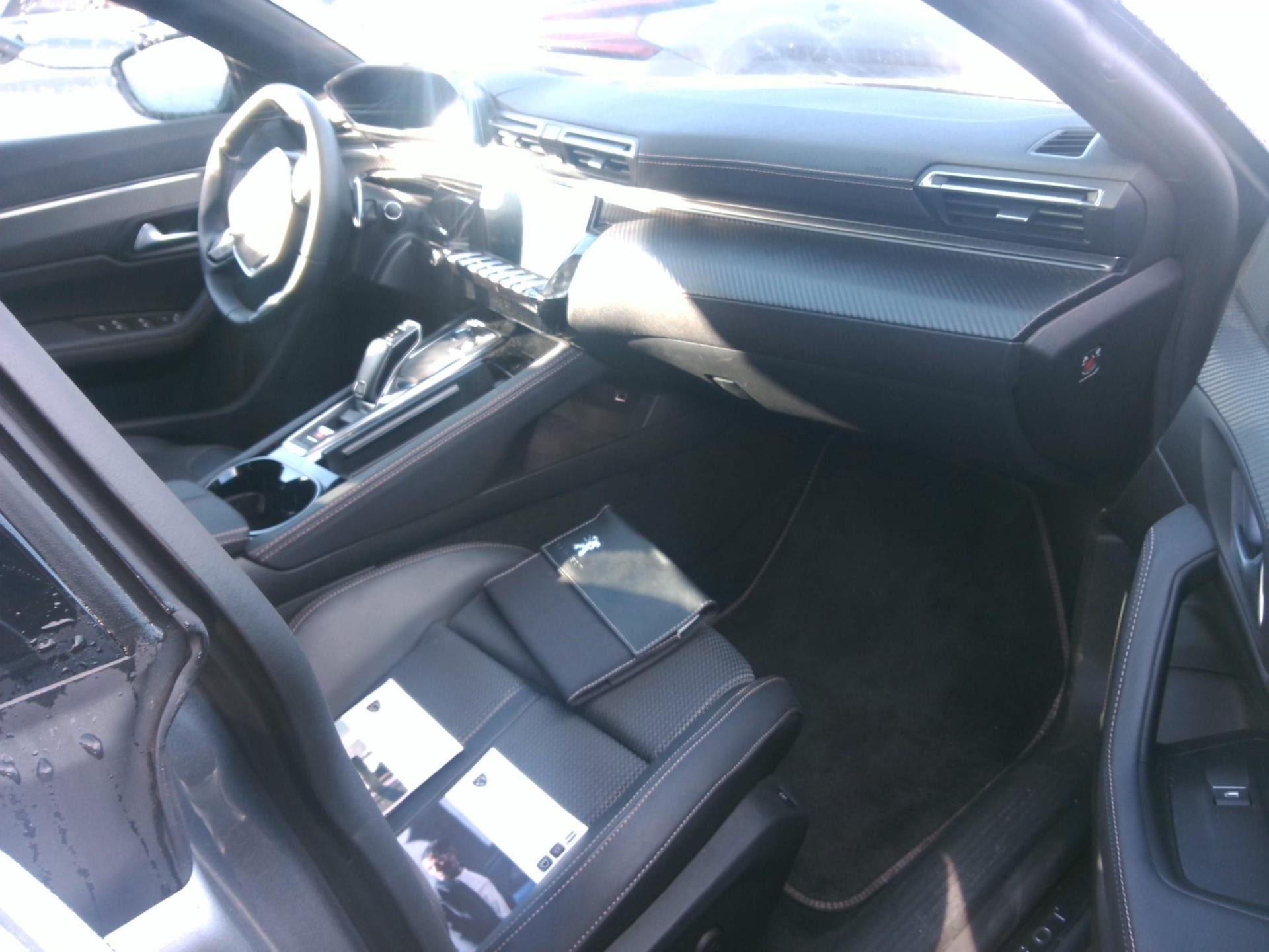 Peugeot 508 Hybrid 225 e-EAT8 GT 2022