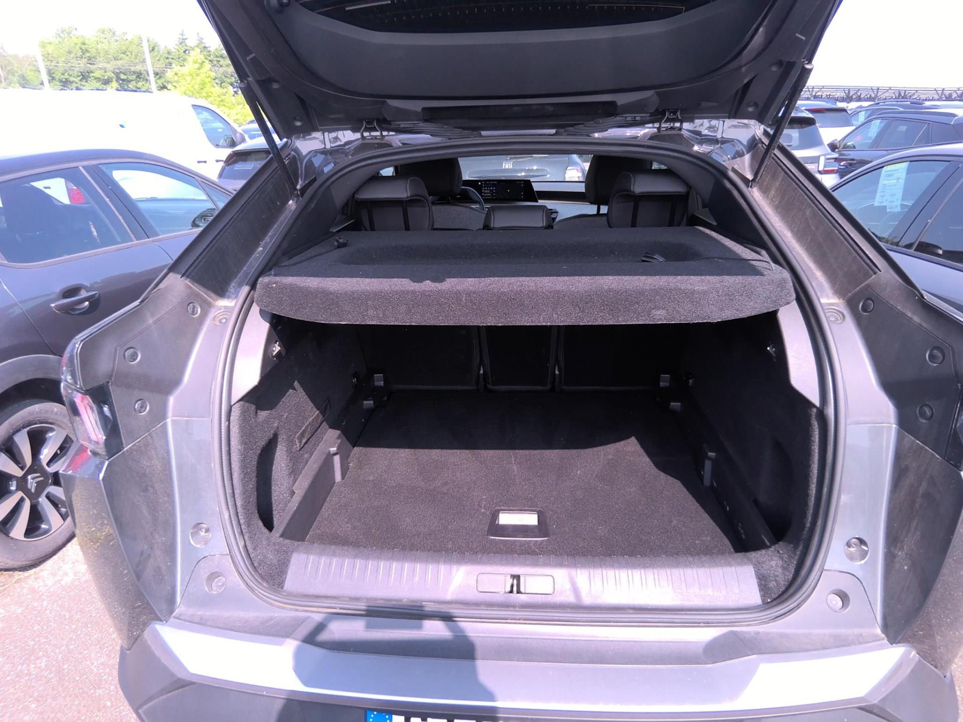 Peugeot 3008 Hybrid 136 e-DCS6 Allure 2024