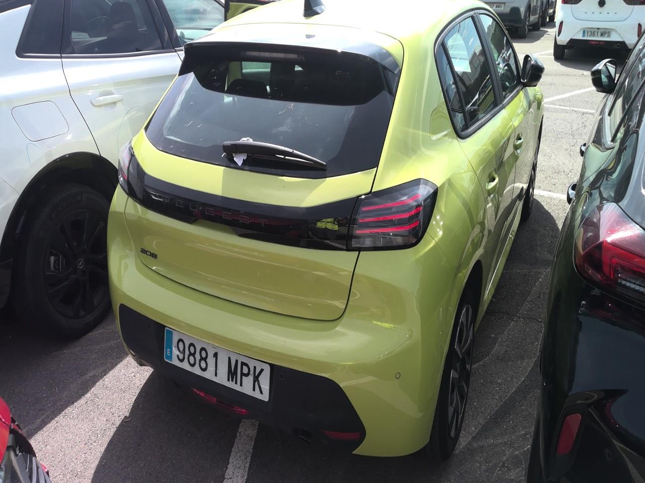 Foto Peugeot 208 8