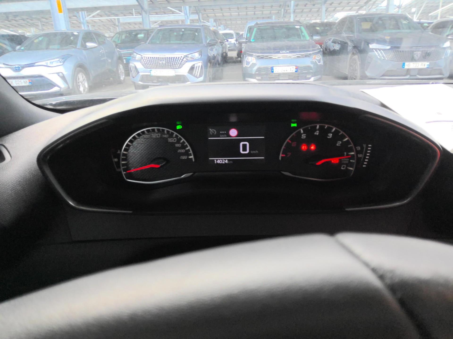Peugeot 2008 100 S&S BVM6 Style 2025