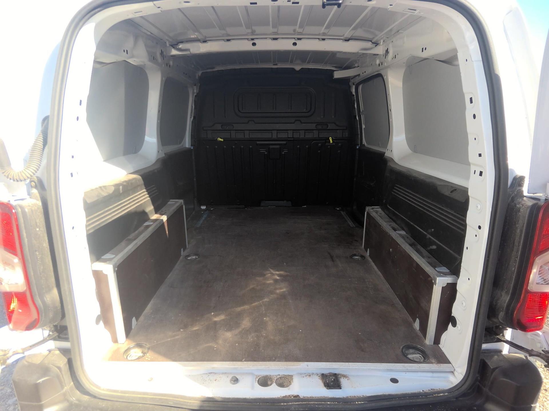 Citroen BERLINGO VAN TAILLE XL 950KG BLUEHDI 100 S&S BVM6 2024