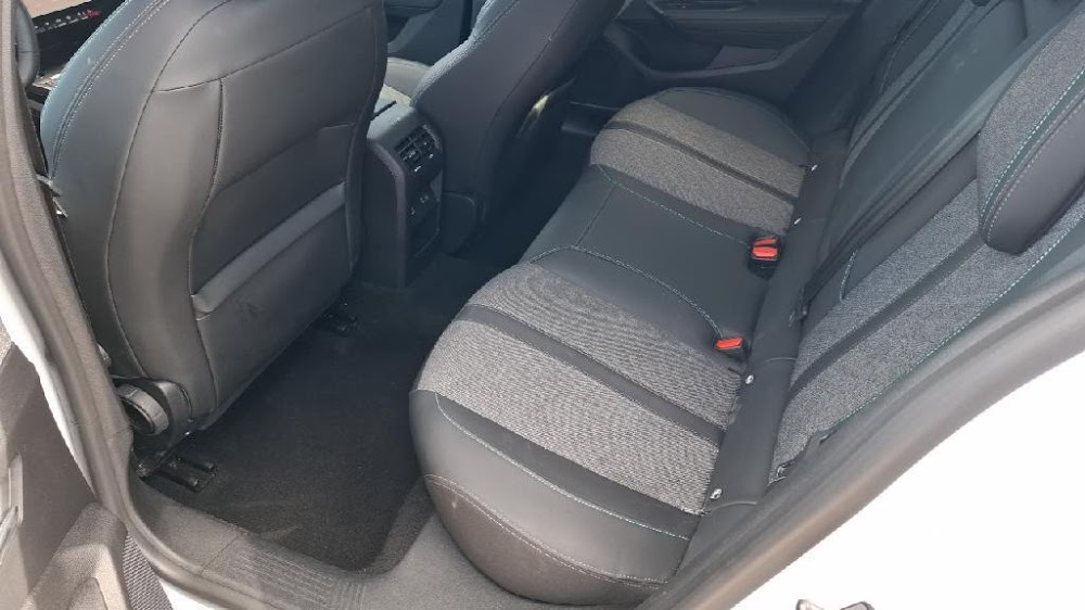 Foto Peugeot 408 14