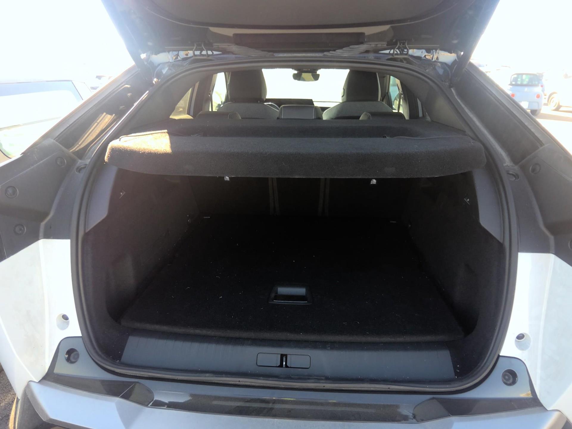 Peugeot 3008 Electrique 73 kWh 210 ch GT 2023