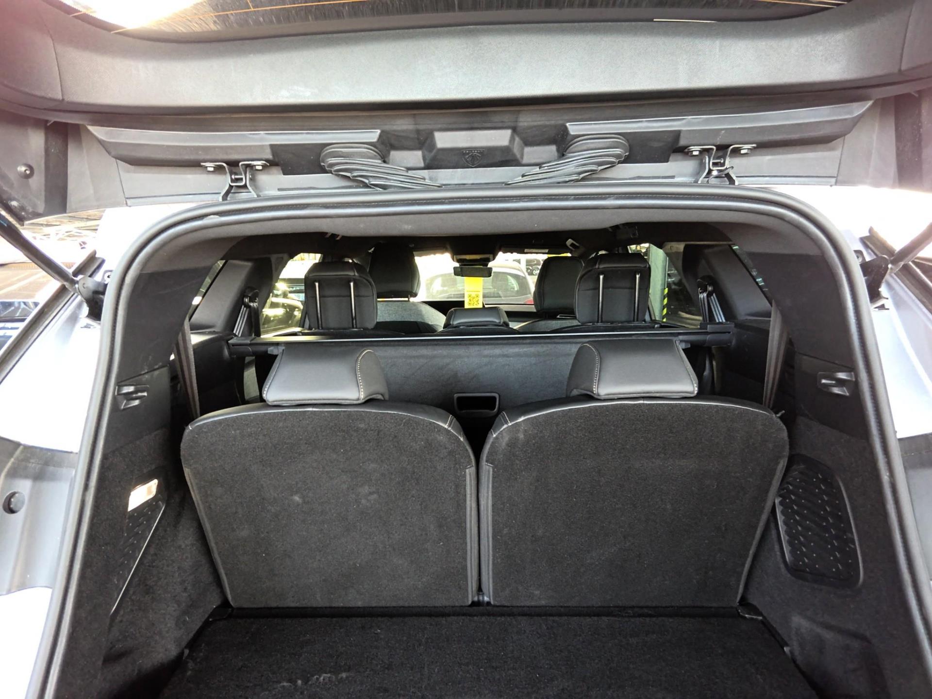 Peugeot 5008 Hybrid 136 e-DCS6 Allure 2025