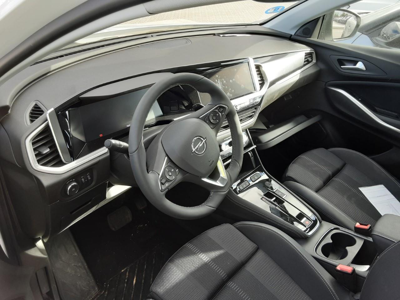 Foto Opel Grandland PHEV 3