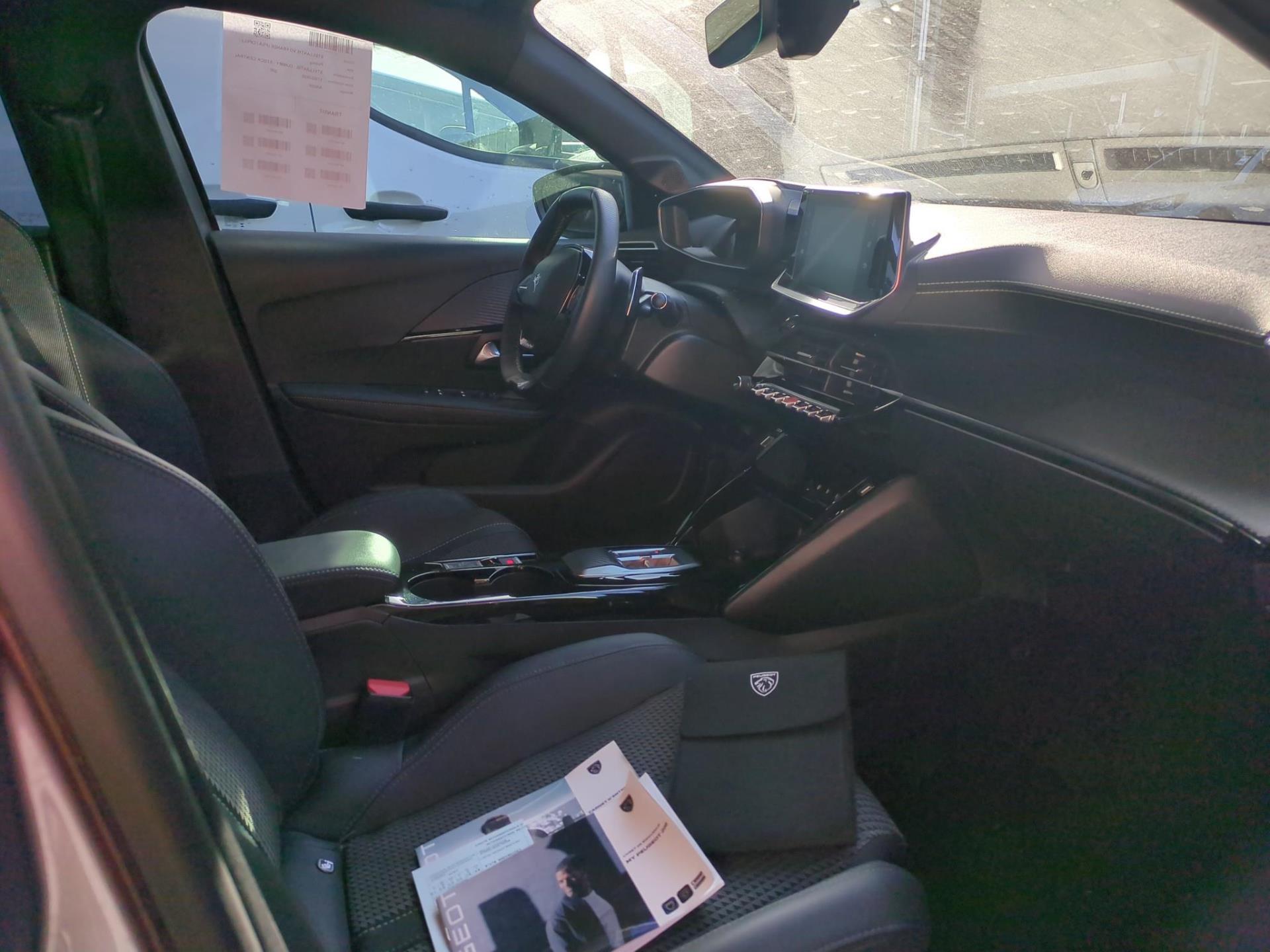 Peugeot 208 PureTech 100 S&S EAT8 GT 2023