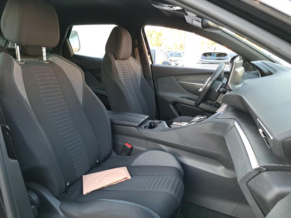 Peugeot 3008 PureTech 130ch S&S EAT8 Active Pack 2022