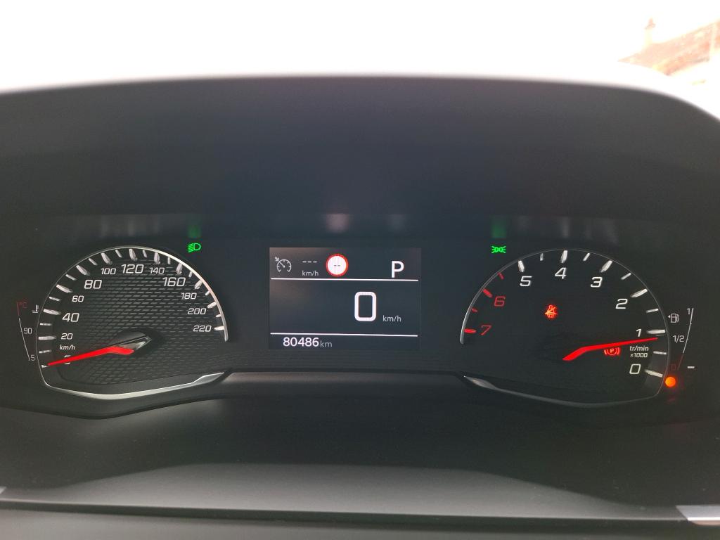 Peugeot 2008 BlueHDi 130 S&S EAT8 Allure 2021