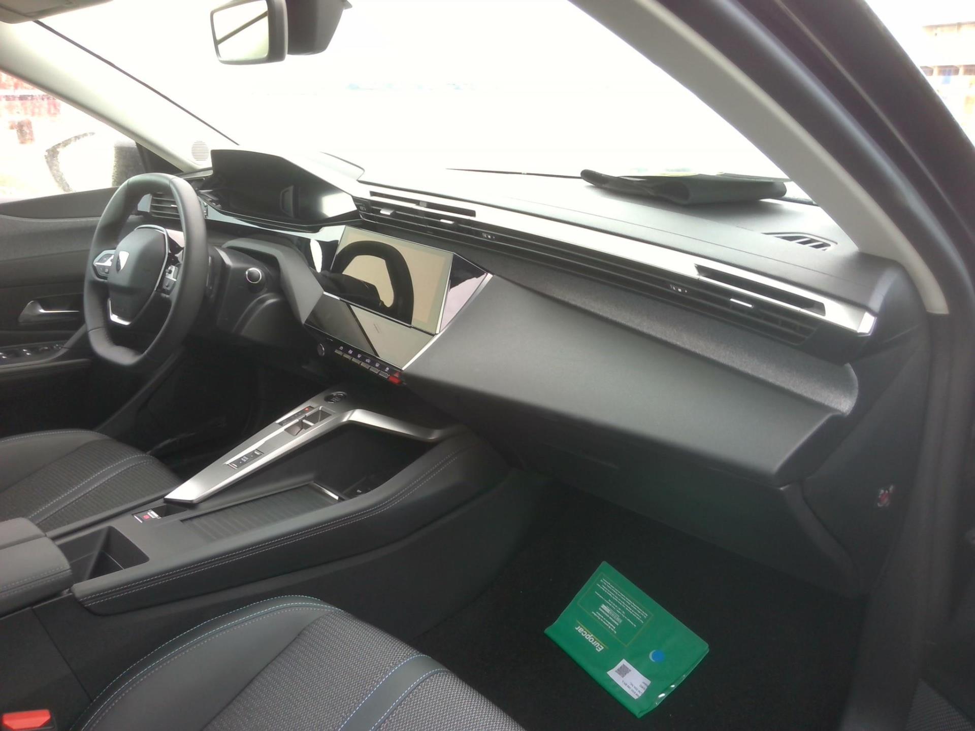 Peugeot 308 PHEV 180 e-EAT8 Allure Pack 2023