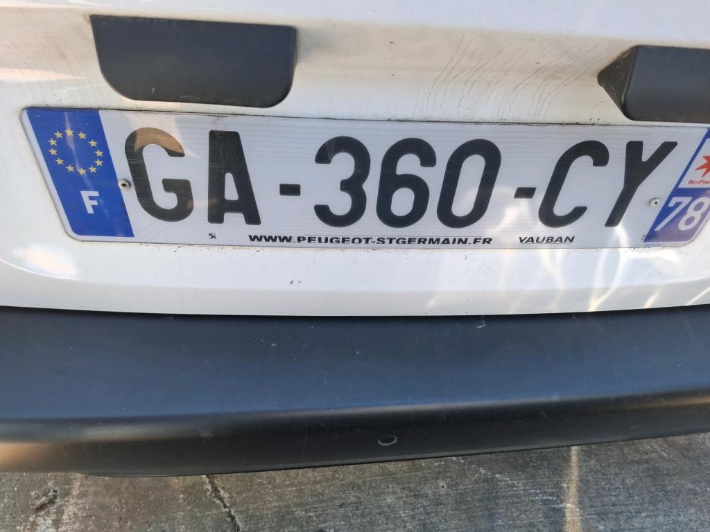 Peugeot PARTNER FOURGON STANDARD 650 KG BLUEHDI 100 S&S BVM5 PREMIUM 2021