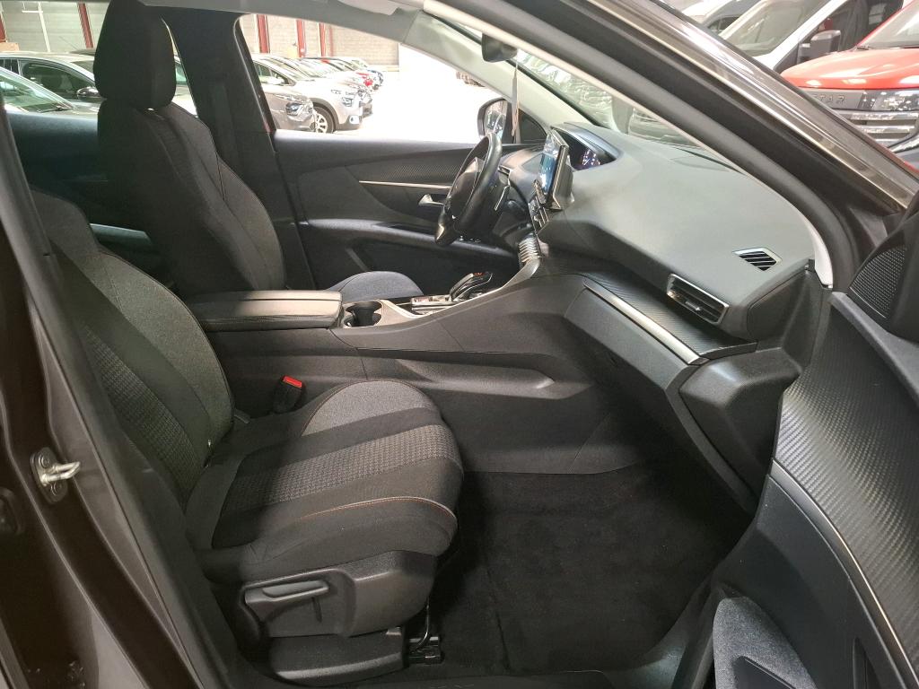 Peugeot 3008 Puretech 130ch S&S EAT8 Active Pack 2022