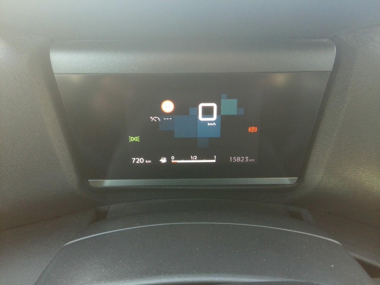Foto Citroën C4 X 5
