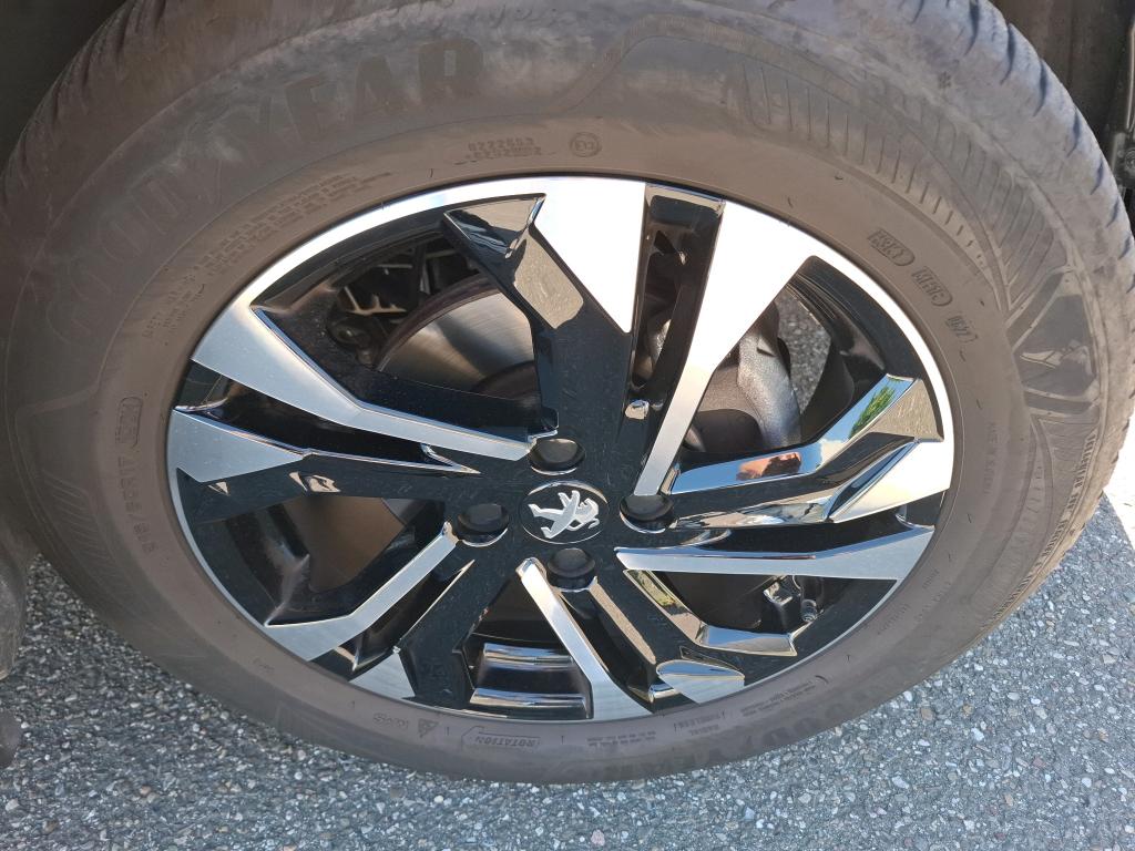 Peugeot 2008 PureTech 130 S&S EAT8 GT 2022