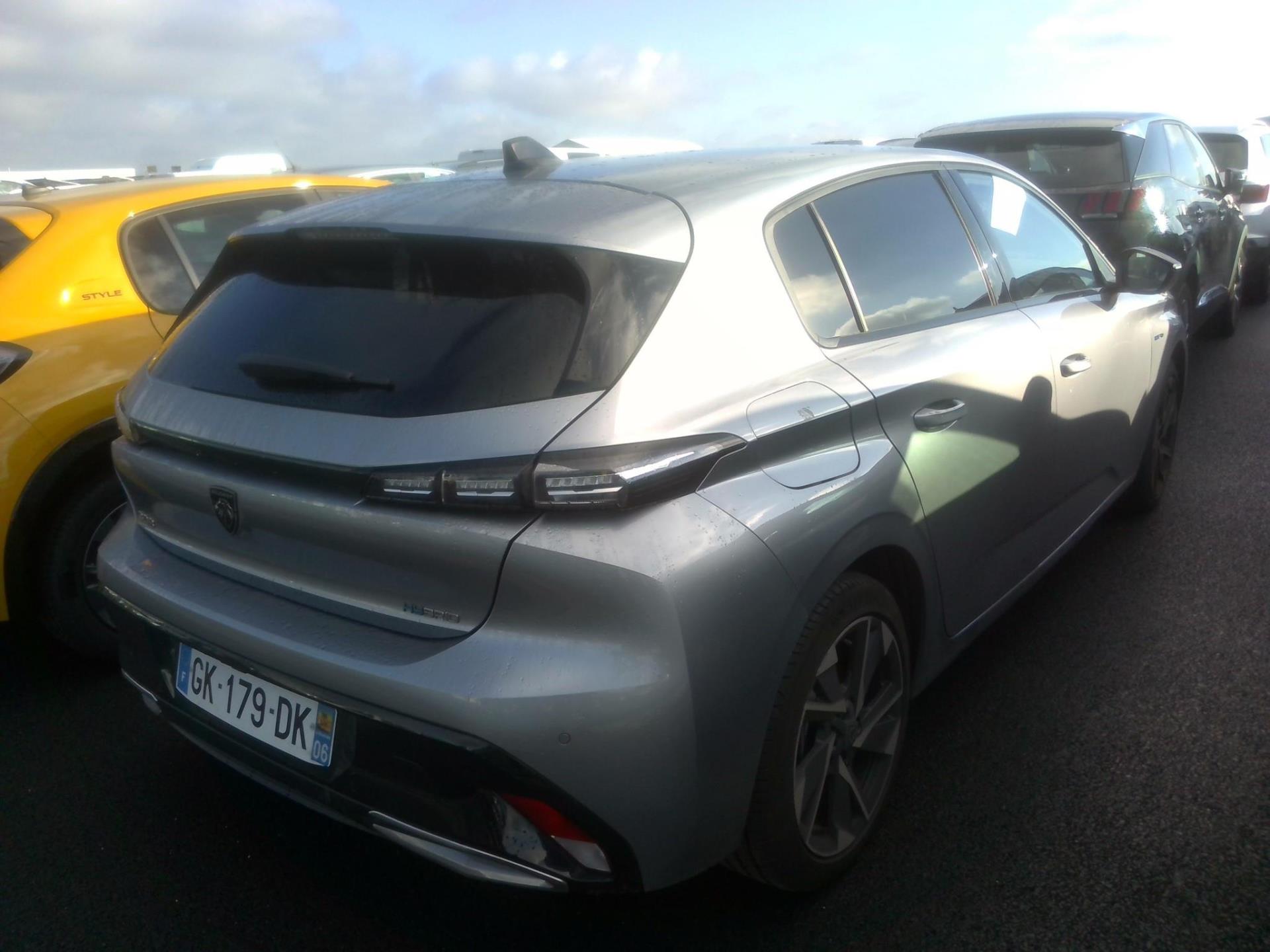 Peugeot 308 PHEV 180 e-EAT8 Allure Pack 2022