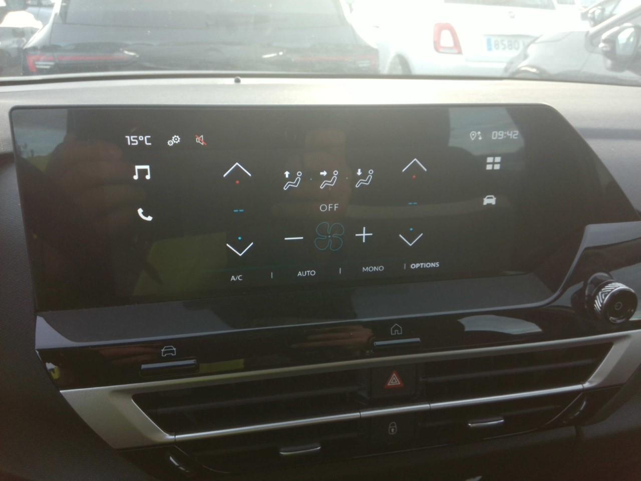 Foto Citroën C4 X 13