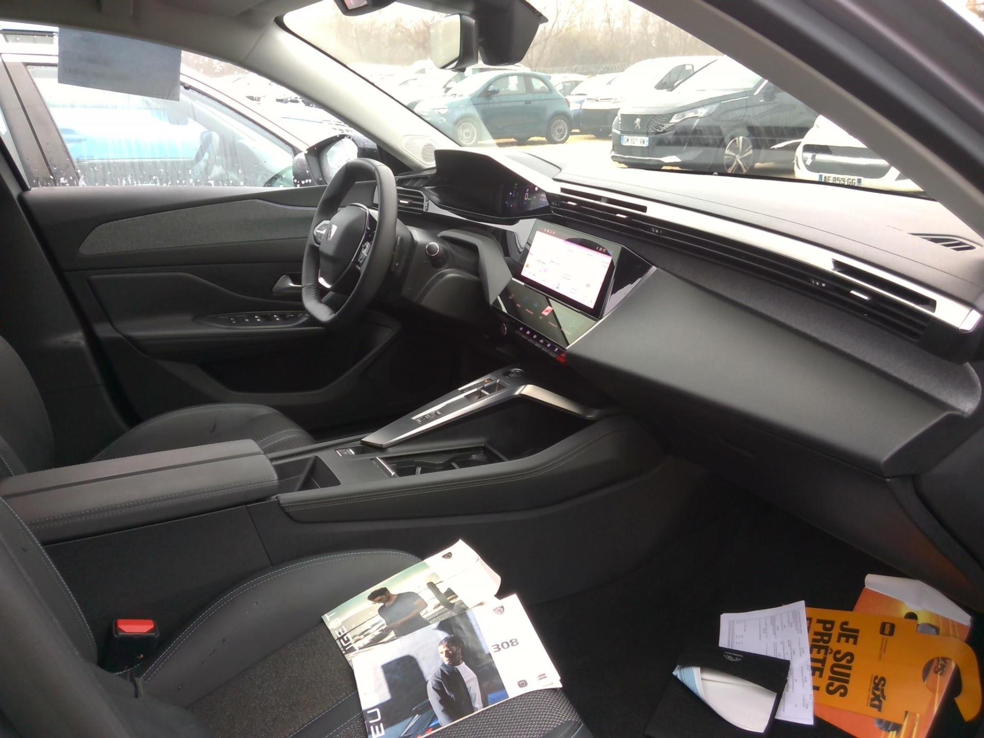 Peugeot 308 PHEV 180 e-EAT8 Allure Pack 2022