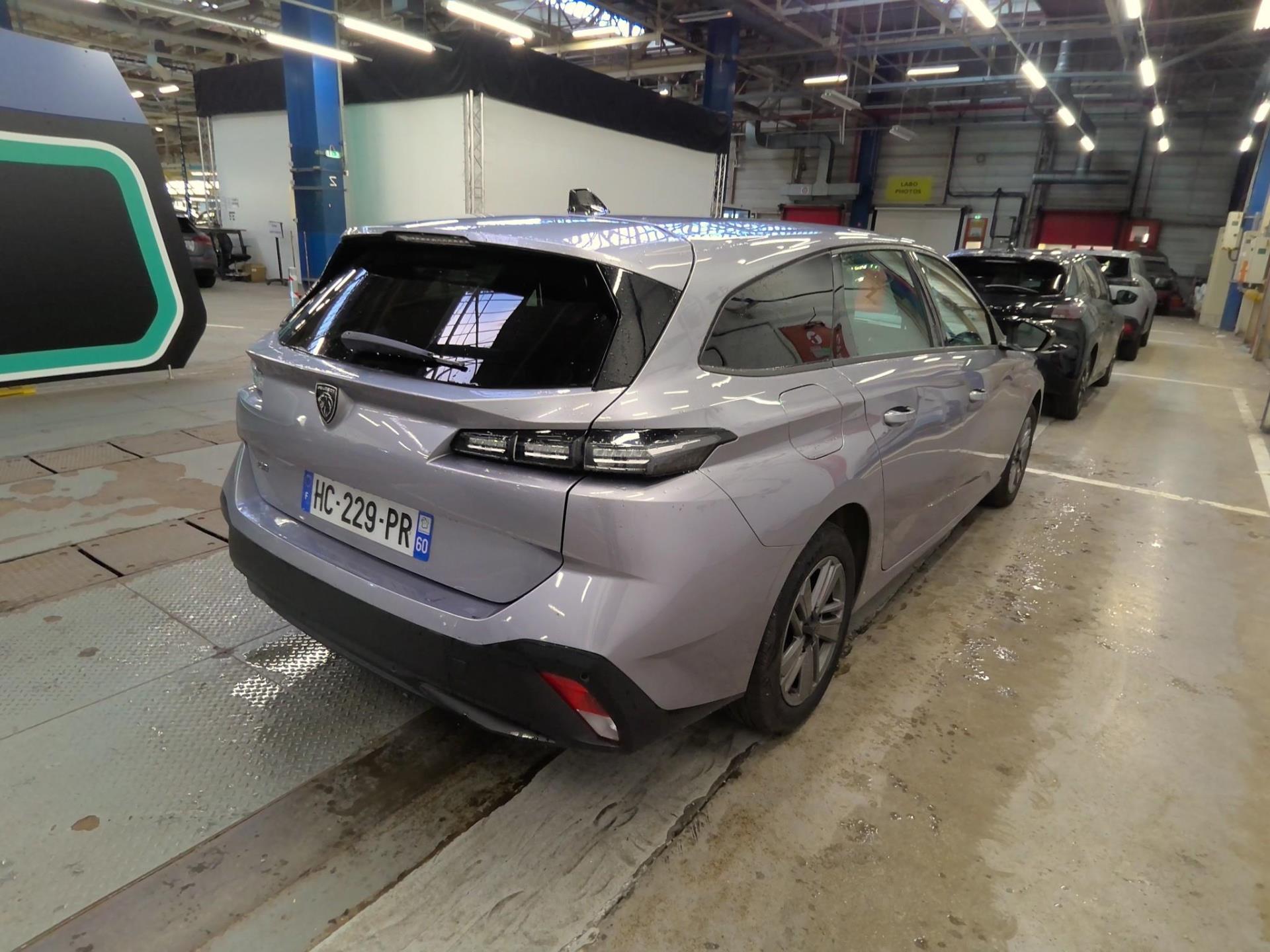 Peugeot 308 SW Hybrid 145 e-DCS6 Style 2025