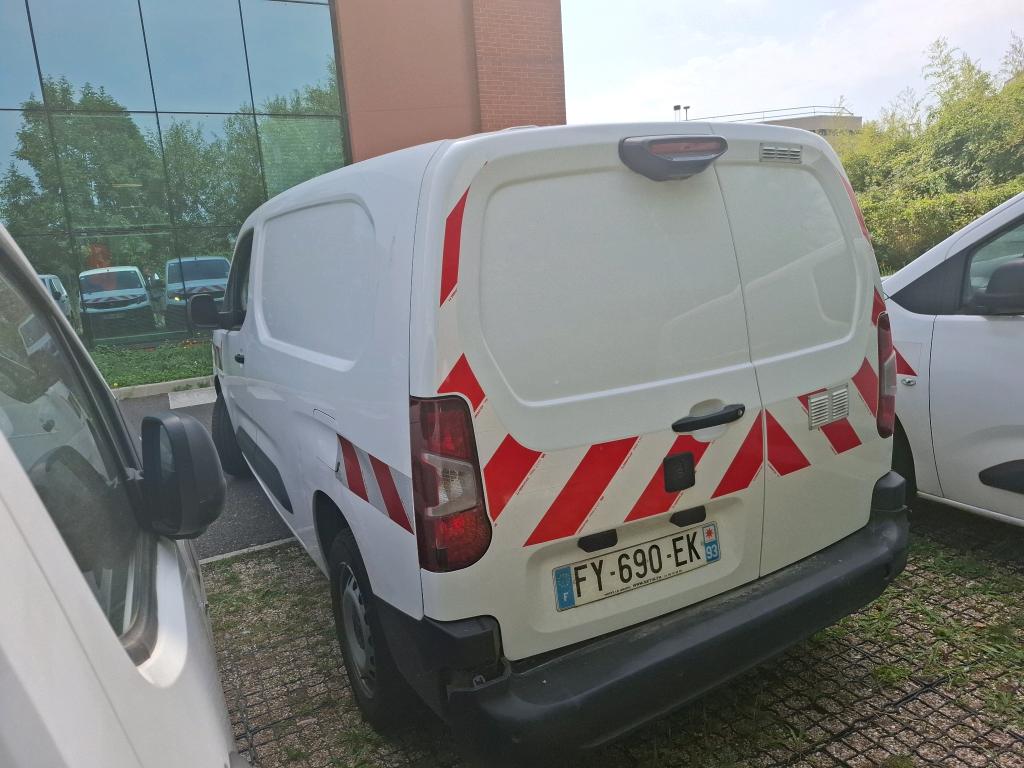 Peugeot PARTNER FOURGON LONG 950 KG BLUEHDI 130 S&S EAT8 ASPHALT 2021