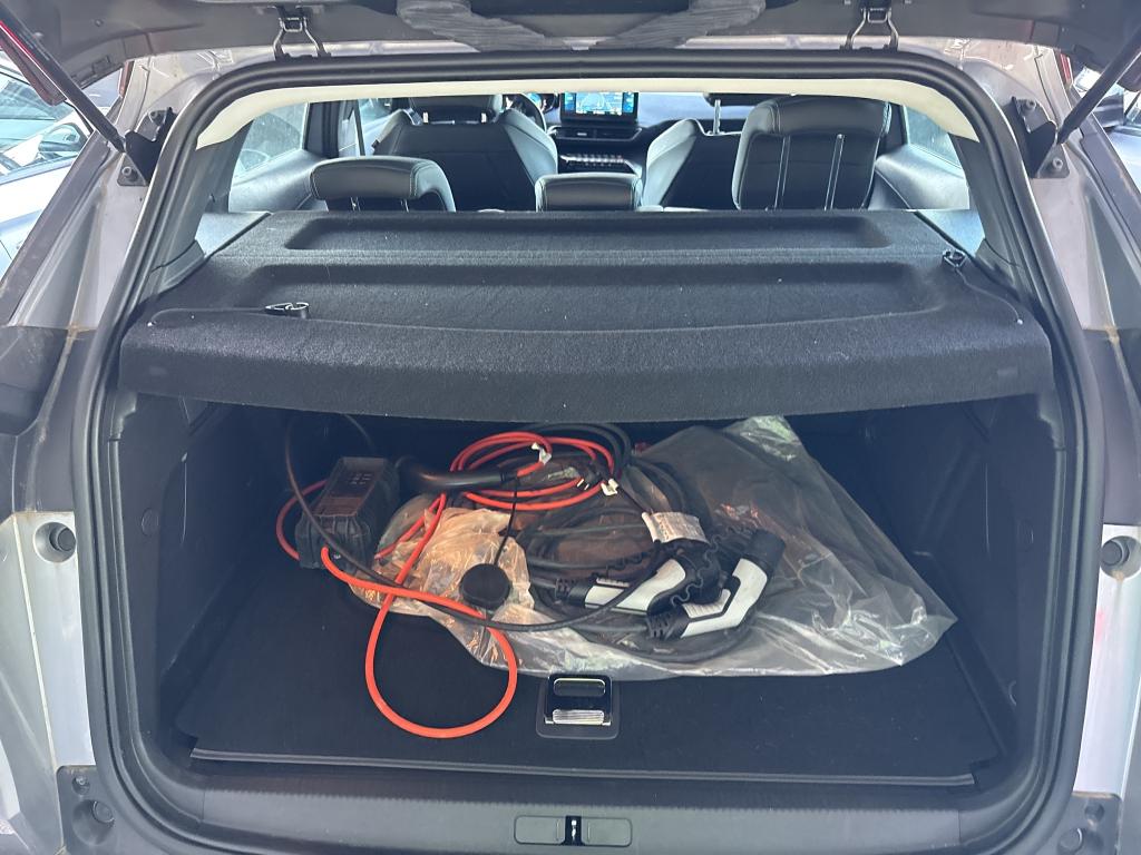 Peugeot 3008 Hybrid 225 e-EAT8 Active Pack 2022