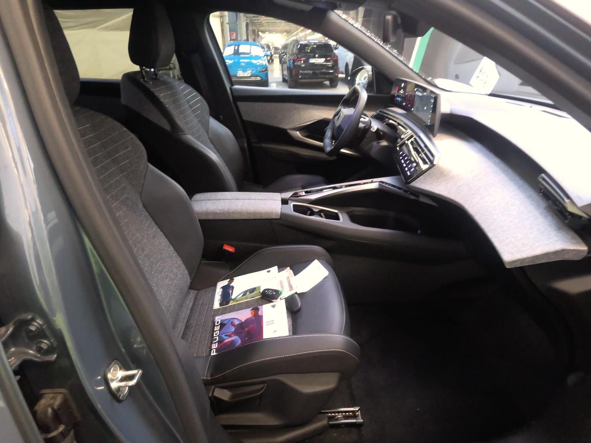 Peugeot 5008 Electrique 210 ch 73 kWh Allure 2025