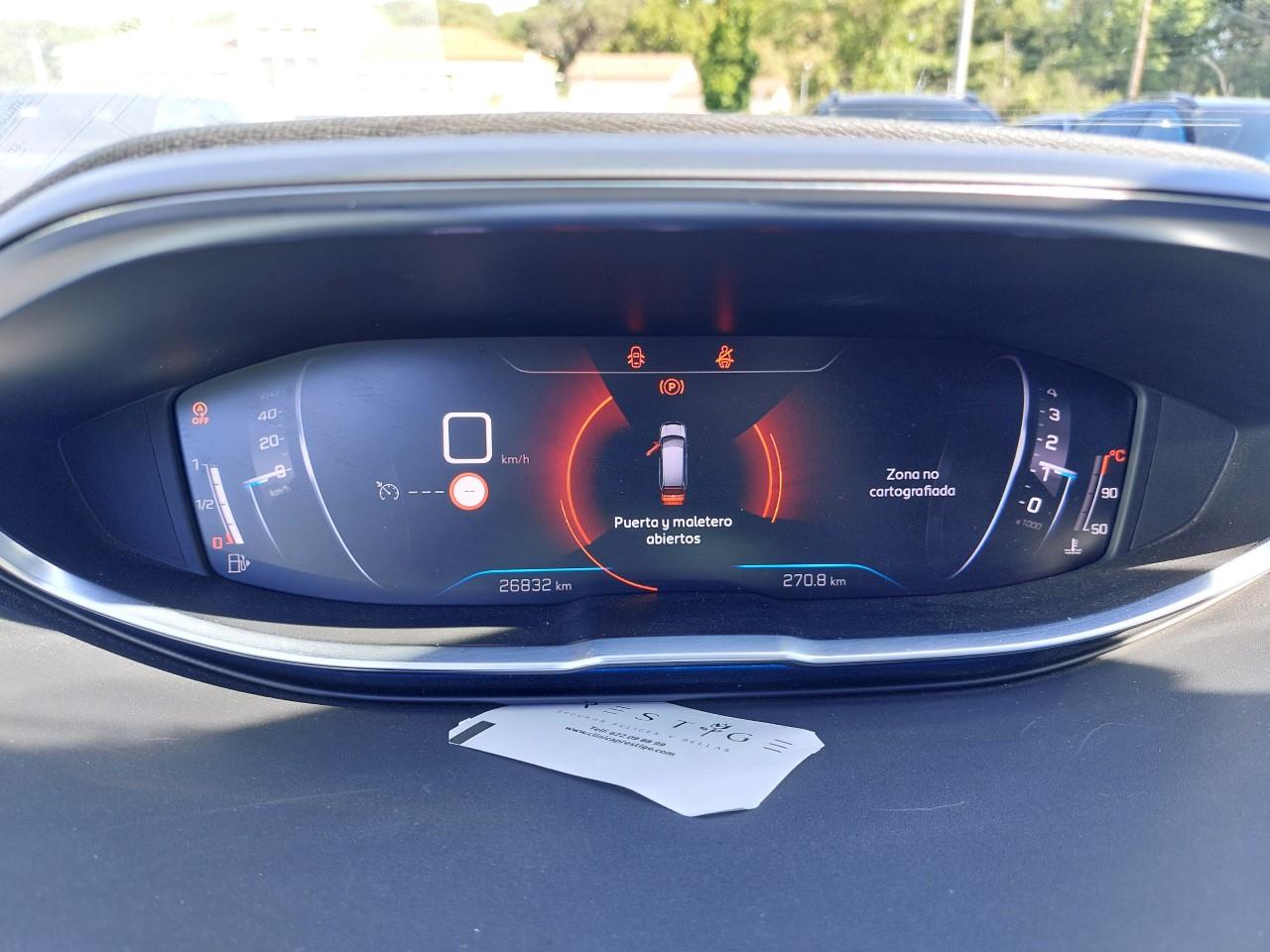 Foto Peugeot 5008 12
