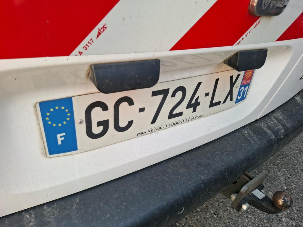 Peugeot PARTNER FOURGON STANDARD 650 KG BLUEHDI 100 S&S BVM5 PREMIUM 2021