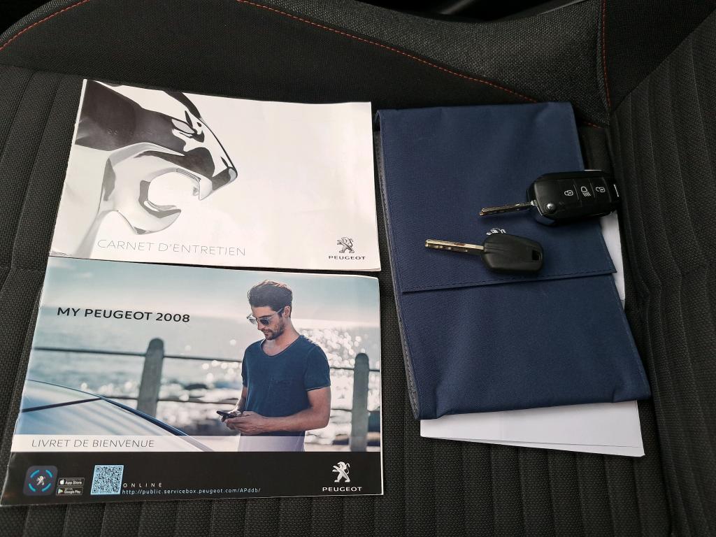 Peugeot 2008 PureTech 130 S&S EAT8 Active Business 2021