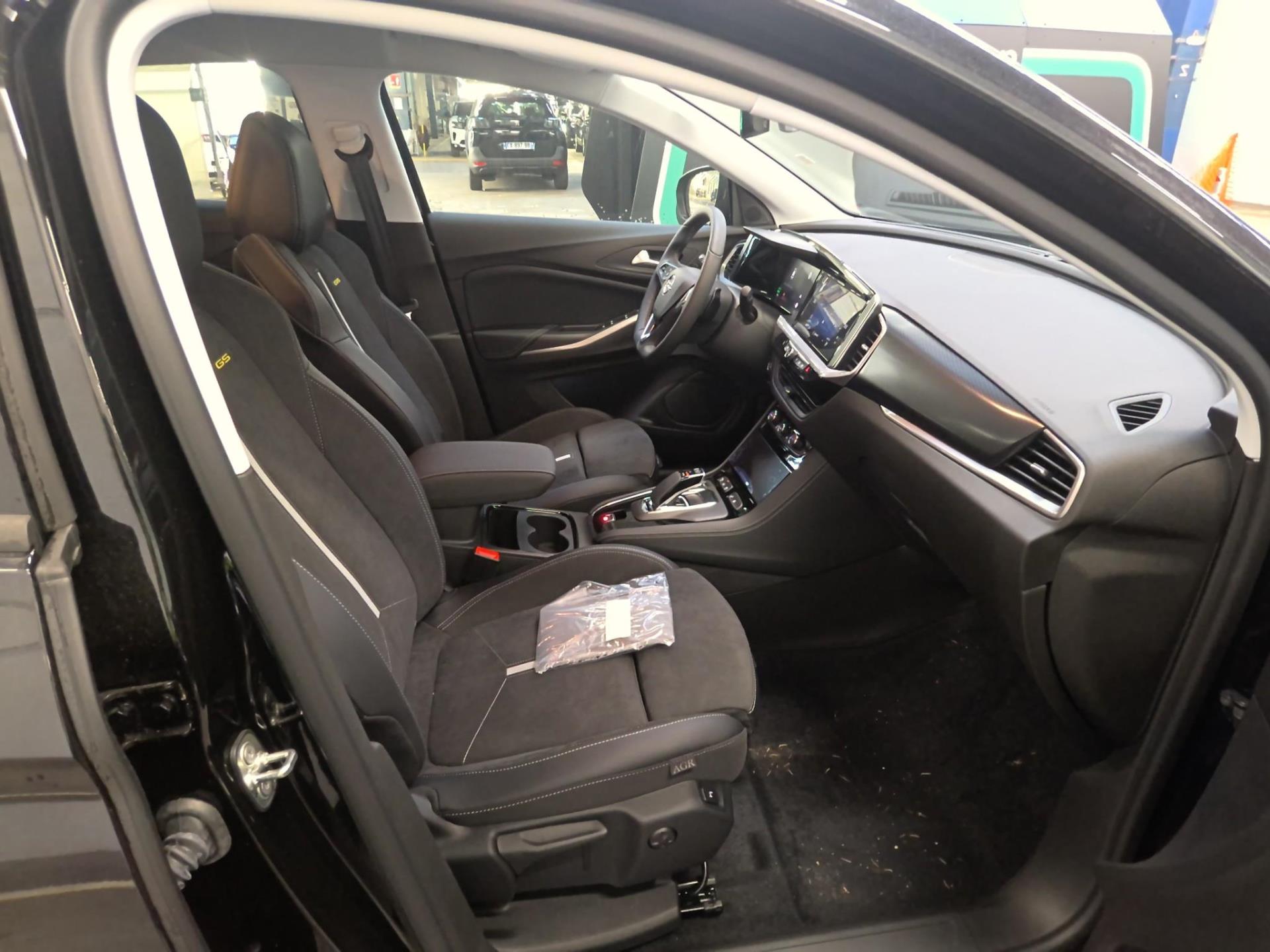 Opel Grandland Hybrid 300 ch AWD BVA8 GSe 2023