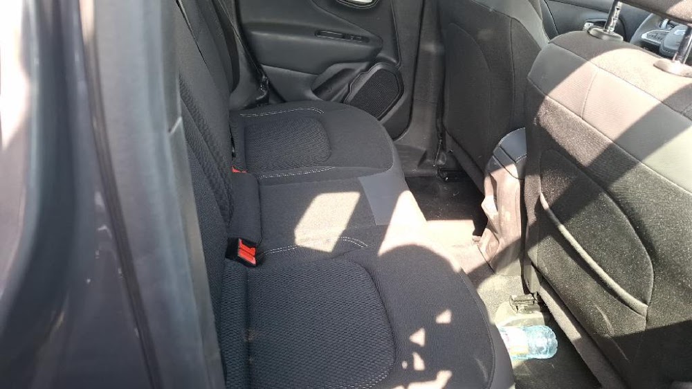 Foto Jeep Renegade 16