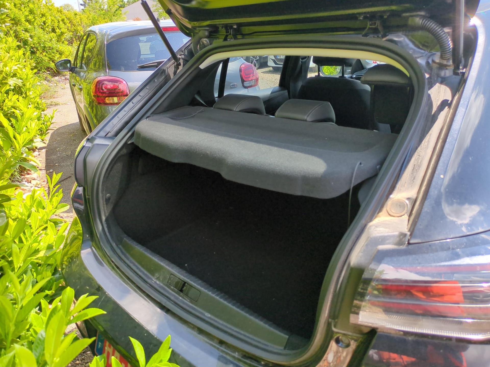 Peugeot 208 Hybrid 100 e-DCS6 Allure 2024