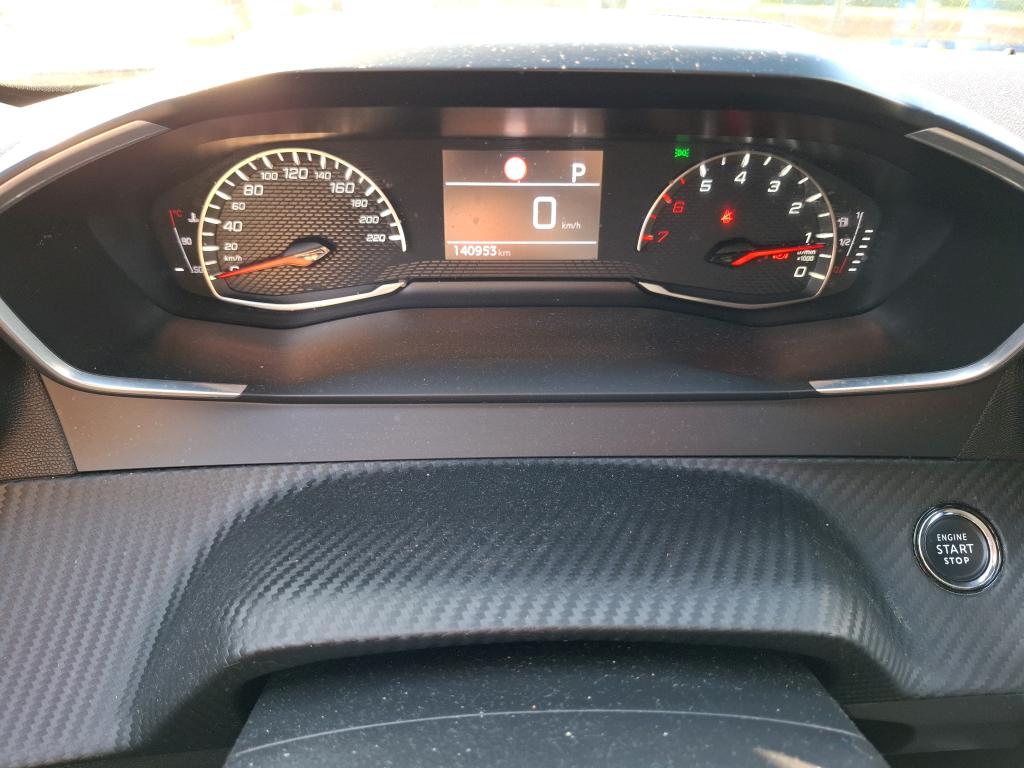 Peugeot 2008 BlueHDi 130 S&S EAT8 Allure 2021