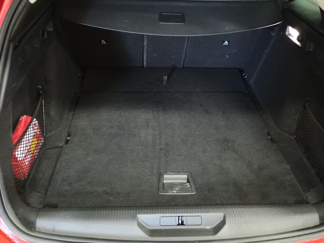Peugeot 308 III 