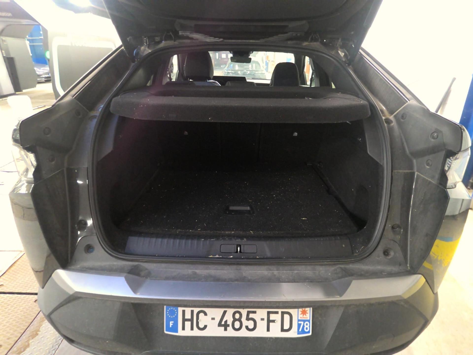 Peugeot 3008 Hybrid 136 e-DCS6 GT 2025