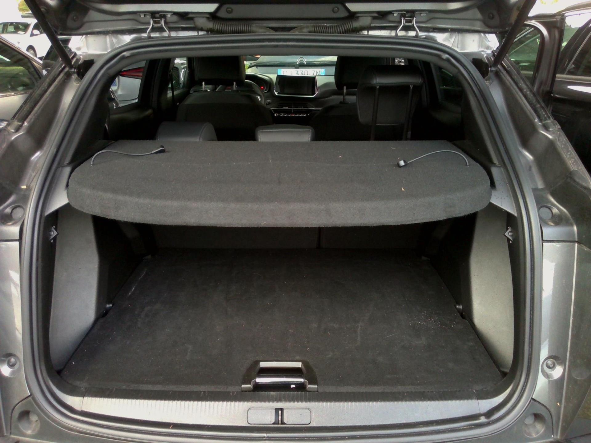 Peugeot 2008 PureTech 130 S&S EAT8 Allure 2023