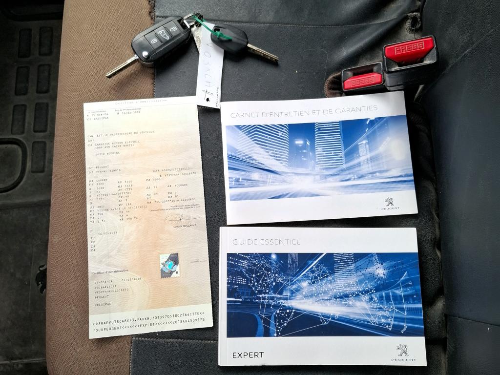 Peugeot EXPERT FGN TOLE STANDARD BLUEHDI 120 S&S BVM6 PREMIUM PACK 2018